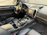 Porsche Cayenne S 2011 V8